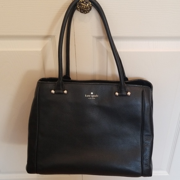 kate spade Handbags - KATE SPADE BLACK LEATHER BAG🦋🦋🦋🦋